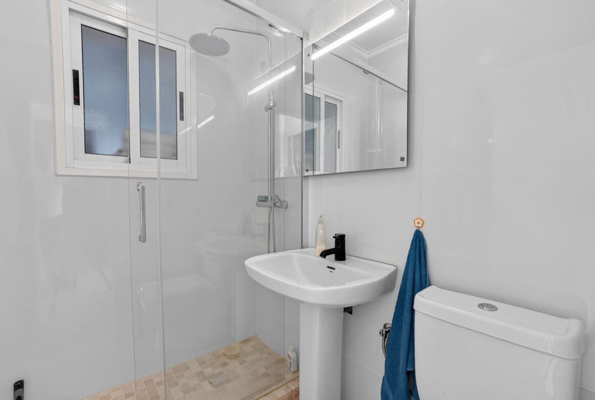 3 soveværelse Villa til salg i Torrevieja med swimmingpool - € 349.000 (Ref: 10172531)
