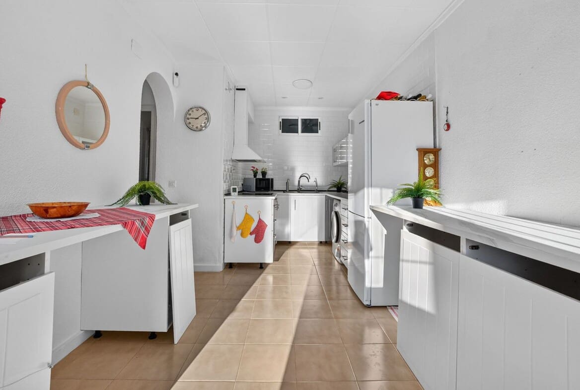 3 soveværelse Villa til salg i Torrevieja med swimmingpool - € 349.000 (Ref: 10172531)