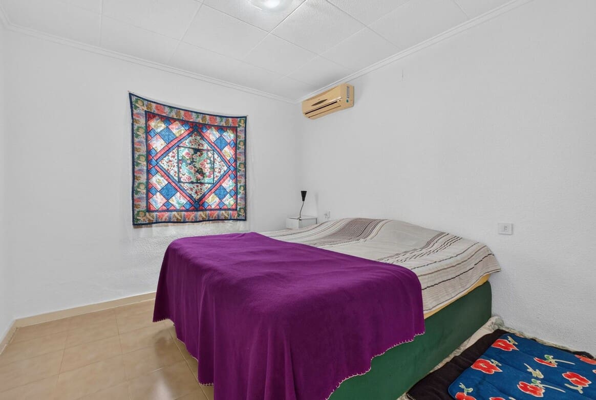 3 soveværelse Villa til salg i Torrevieja med swimmingpool - € 349.000 (Ref: 10172531)