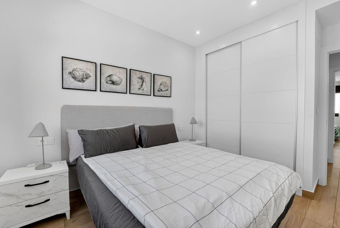 2 soverom Leilighet til salgs i Los Balcones med svømmebasseng garasje - € 289 000 (Ref: 10172532)