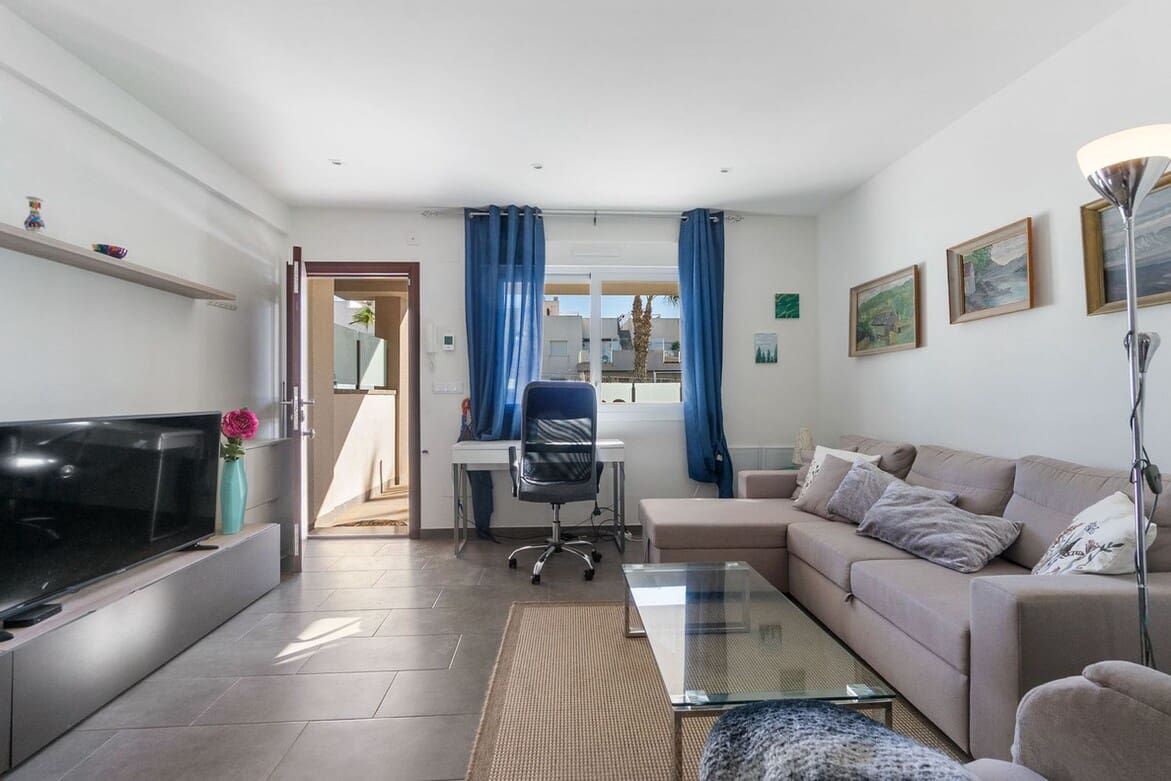 2 sovrum Lägenhet till salu i Torrevieja med pool garage - 255 000 € (Ref: 10172533)