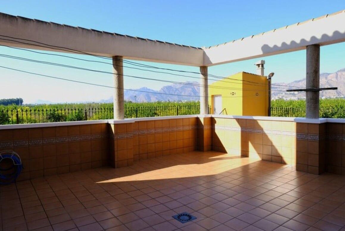 5 bedroom Villa for sale in Orihuela with pool garage - € 649,999 (Ref: 10172535)