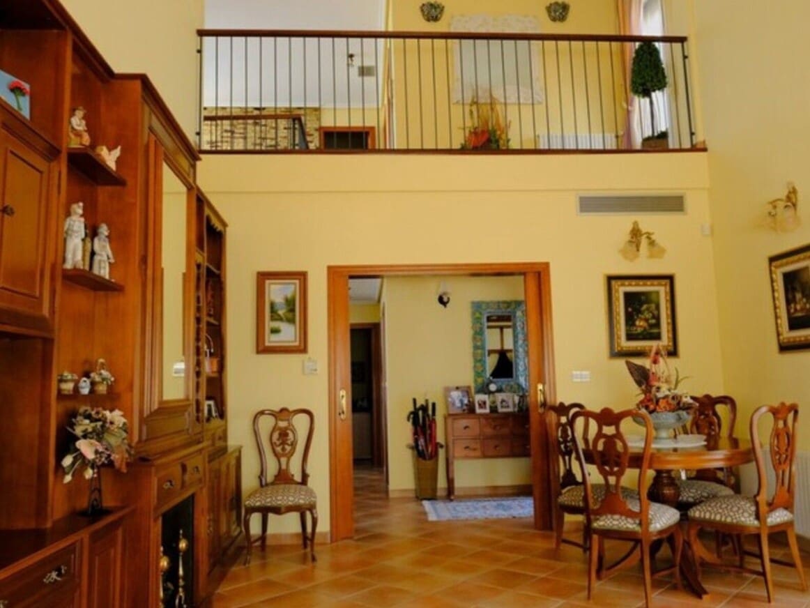 5 bedroom Villa for sale in Orihuela with pool garage - € 649,999 (Ref: 10172535)