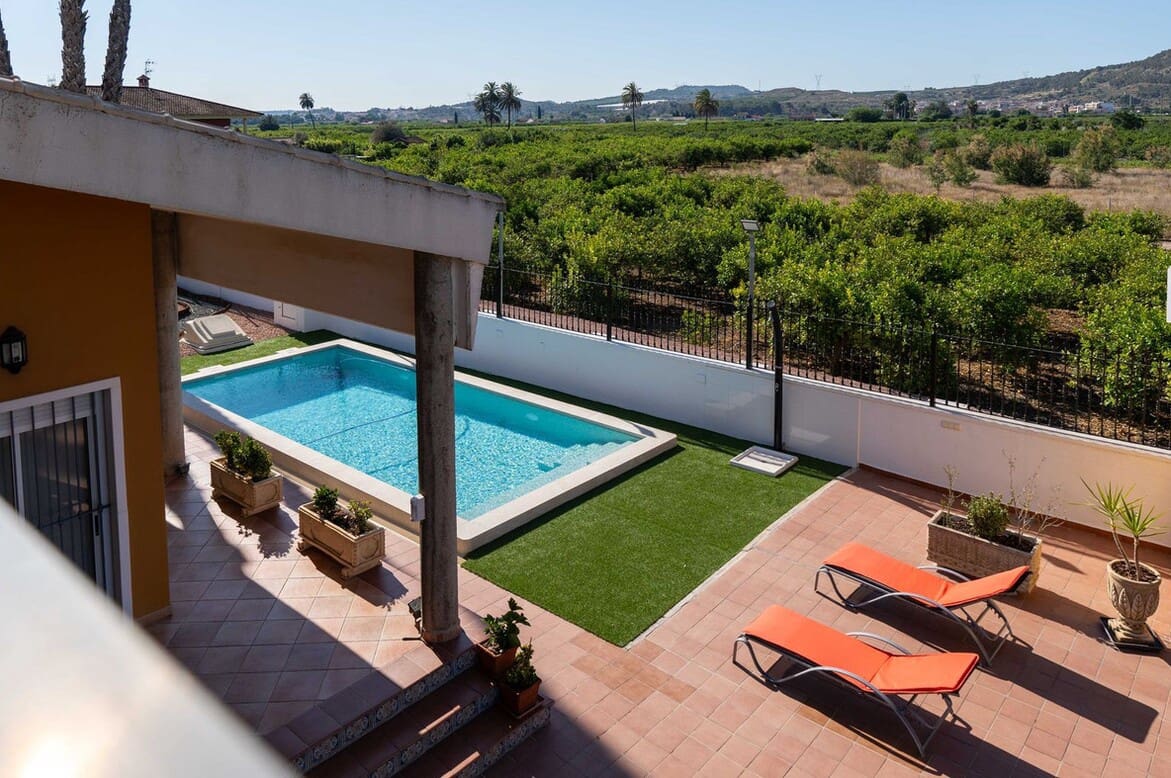 5 bedroom Villa for sale in Orihuela with pool garage - € 649,999 (Ref: 10172535)