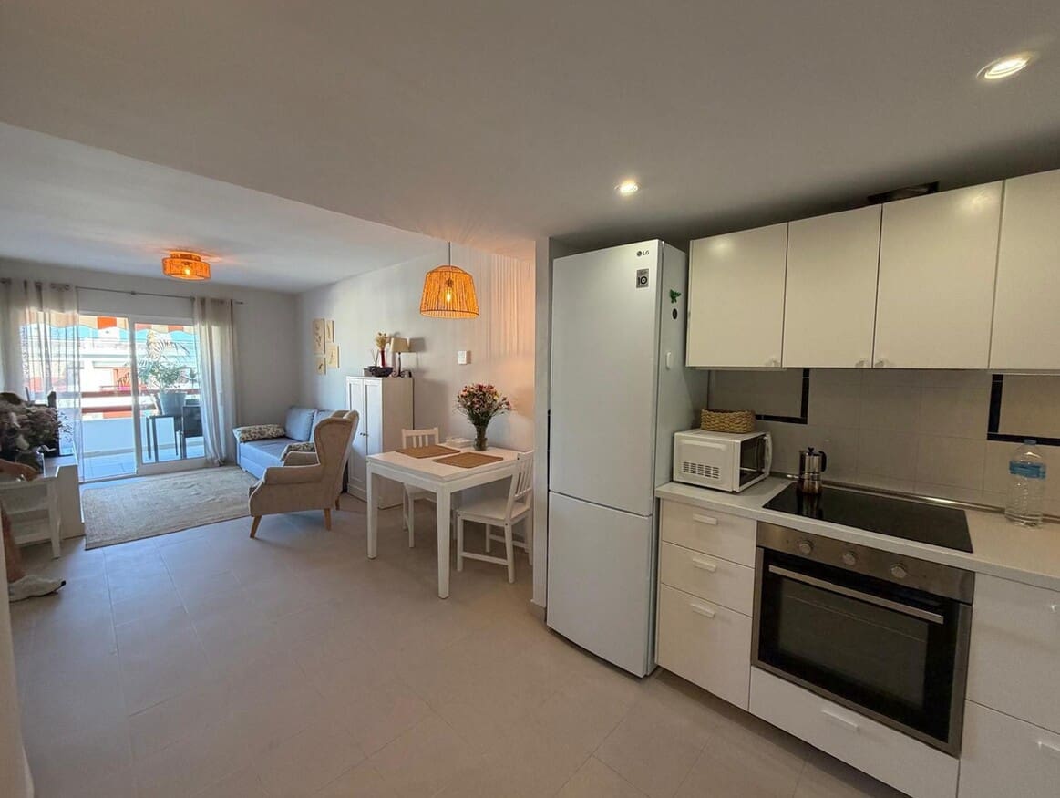 2 sovrum Lägenhet till salu i Orihuela Costa med pool garage - 234 900 € (Ref: 10172536)