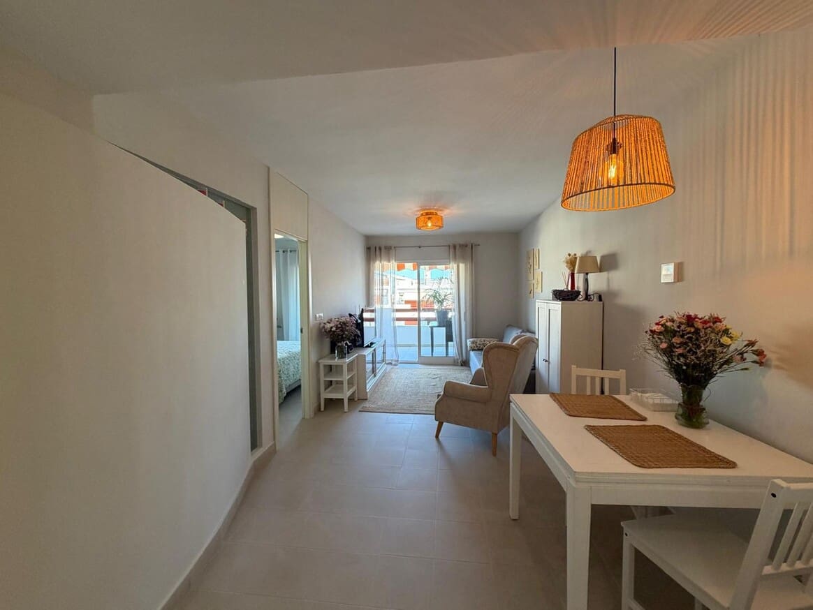 2 sovrum Lägenhet till salu i Orihuela Costa med pool garage - 234 900 € (Ref: 10172536)