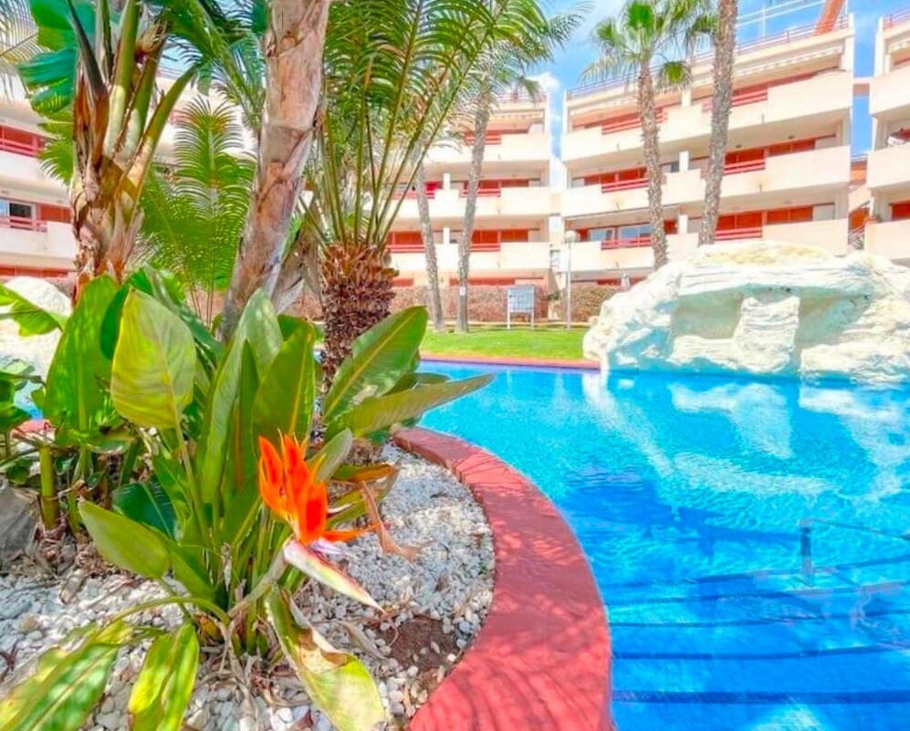 2 sovrum Lägenhet till salu i Orihuela Costa med pool garage - 234 900 € (Ref: 10172536)