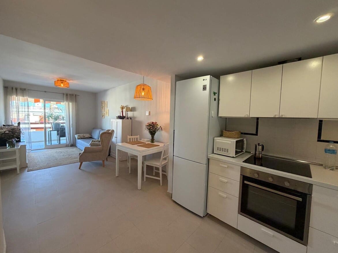 2 sovrum Lägenhet till salu i Orihuela Costa med pool garage - 234 900 € (Ref: 10172536)