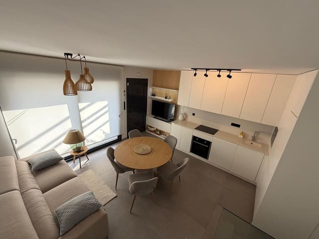 3 soverom Hus til salgs i Zona Pueblo, Guardamar del Segura med svømmebasseng garasje - € 399 000 (Ref: 10172537)