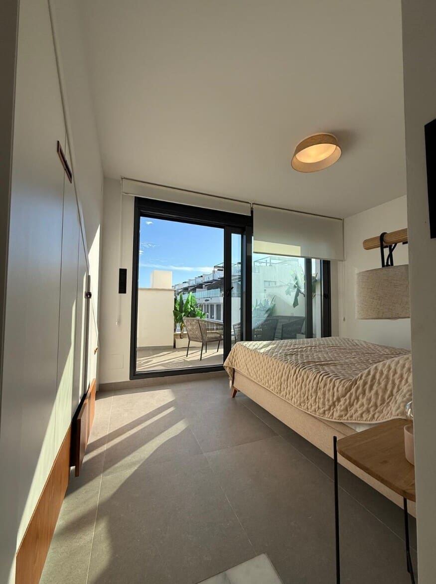 3 soverom Hus til salgs i Guardamar del Segura med svømmebasseng garasje - € 399 000 (Ref: 10172537)