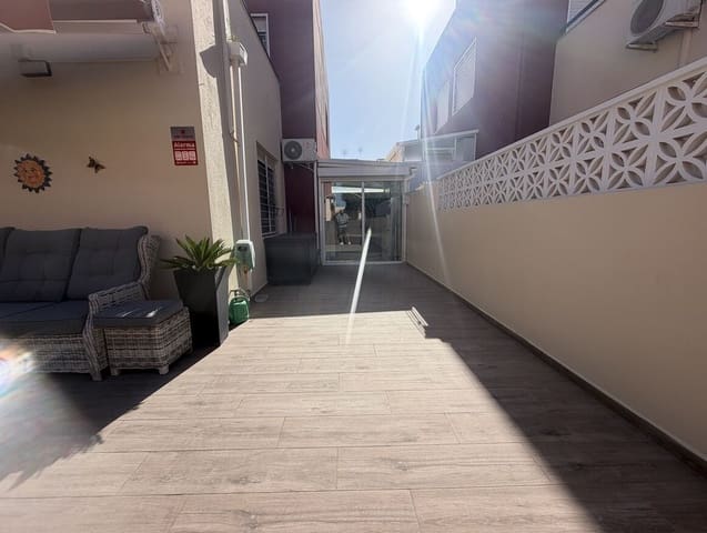 3 soverom Villa til salgs i Las Filipinas med svømmebasseng garasje - € 229 000 (Ref: 10172538)