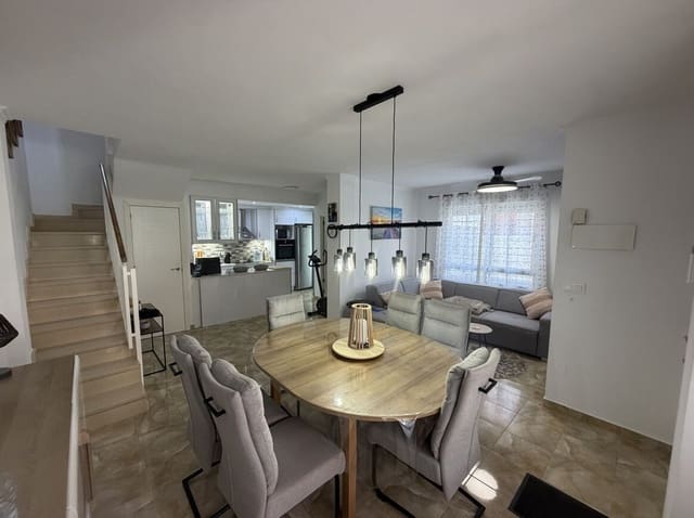 3 soverom Villa til salgs i Las Filipinas med svømmebasseng garasje - € 229 000 (Ref: 10172538)