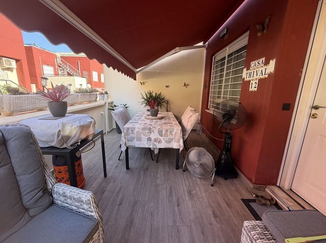 3 soverom Villa til salgs i Las Filipinas med svømmebasseng garasje - € 229 000 (Ref: 10172538)