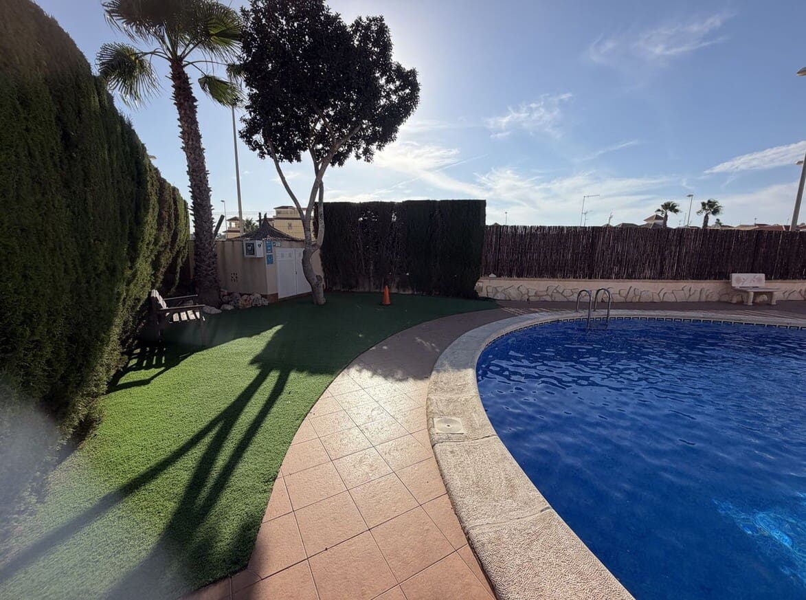3 bedroom Villa for sale in Orihuela with pool garage - € 229,000 (Ref: 10172538)