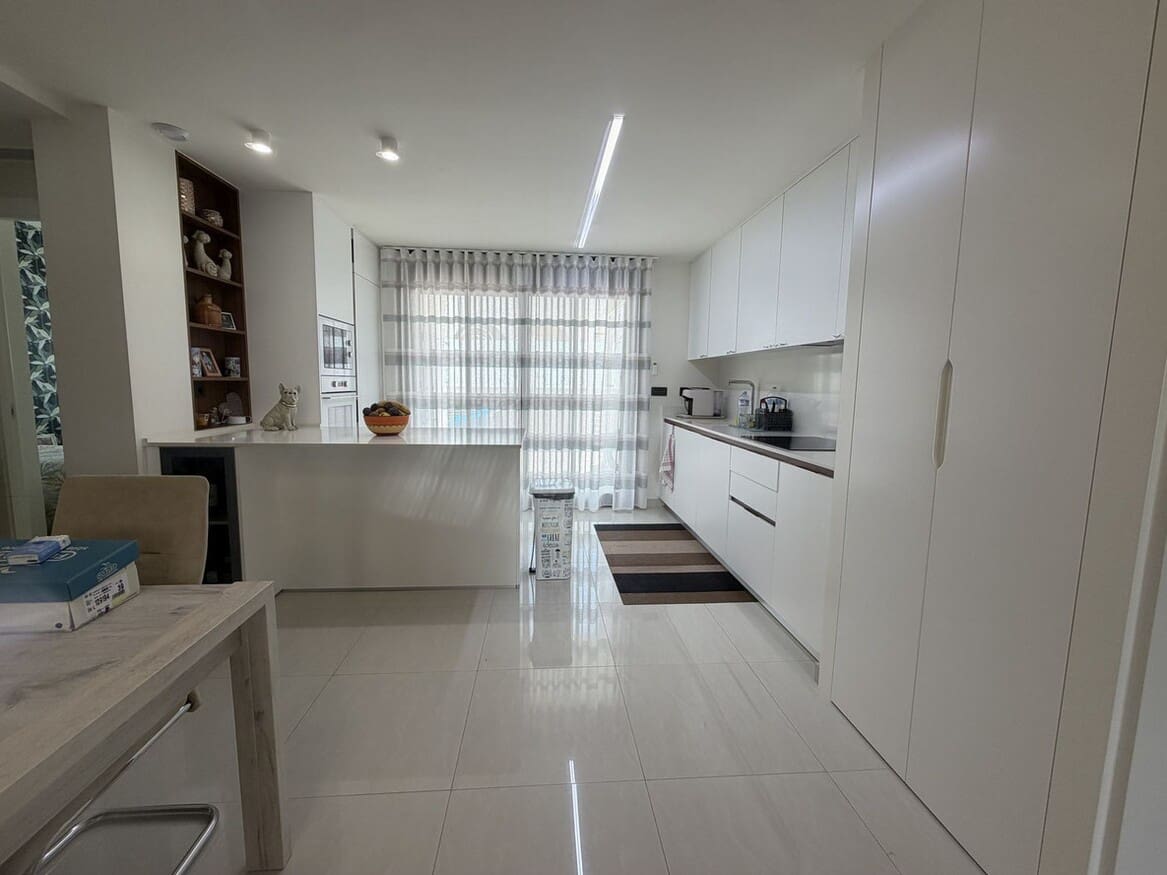 2 soverom Leilighet til salgs i Los Balcones med svømmebasseng garasje - € 285 000 (Ref: 10172539)