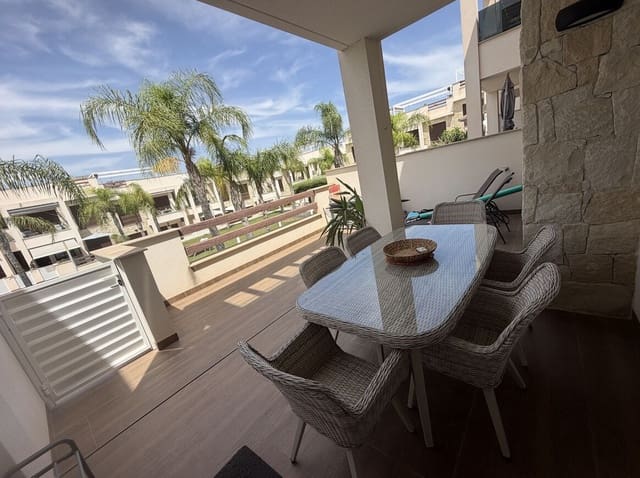 2 soverom Leilighet til salgs i Los Balcones med svømmebasseng garasje - € 285 000 (Ref: 10172539)