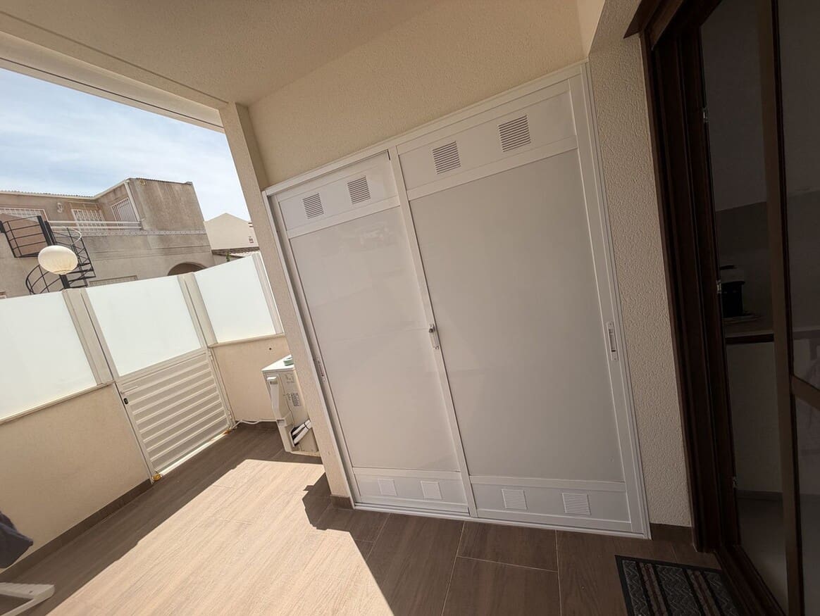 2 soverom Leilighet til salgs i Los Balcones med svømmebasseng garasje - € 285 000 (Ref: 10172539)
