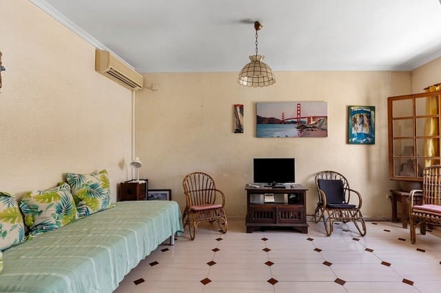 3 soverom Hus til salgs i La Mata, Torrevieja med garasje - € 249 500 (Ref: 10172541)