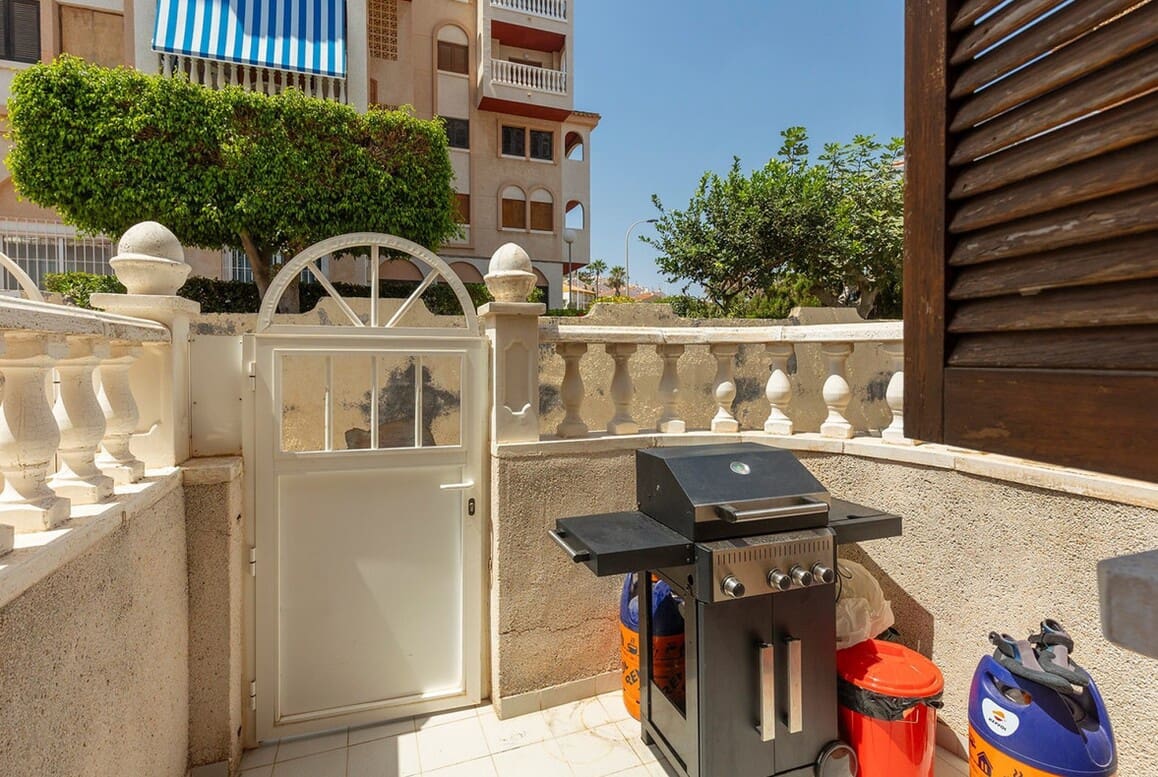3 bedroom Townhouse for sale in La Mata with garage - € 249,500 (Ref: 10172541)