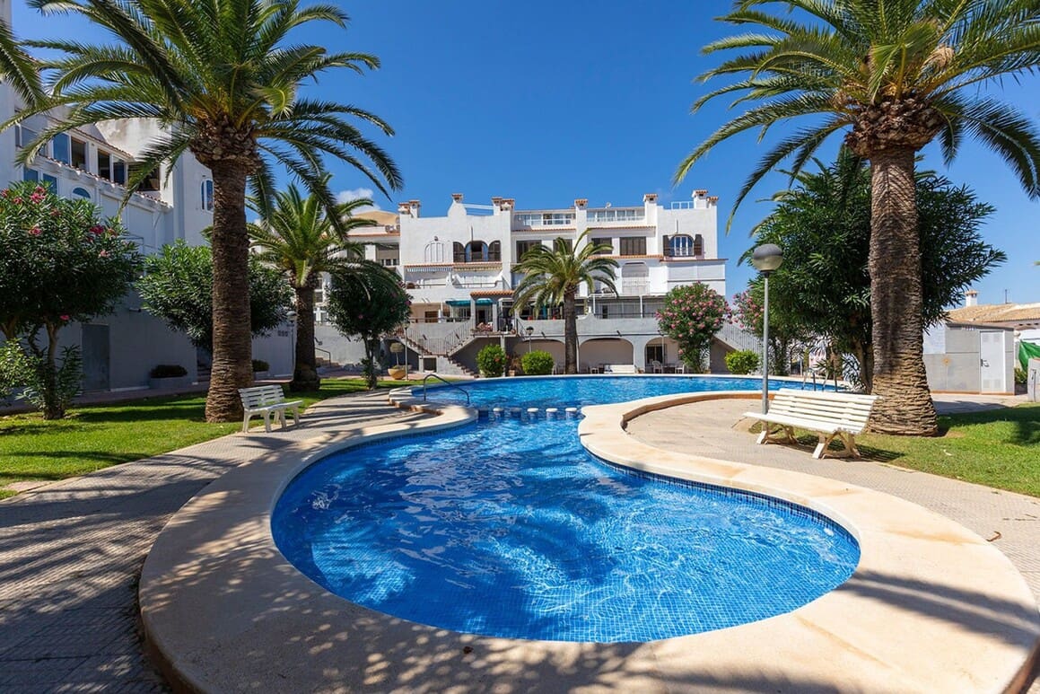 1 soveværelse Lejlighed til salg i La Mata med swimmingpool - € 169.500 (Ref: 10172542)