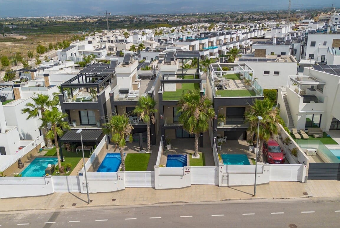 3 chambre Villa/Maison à vendre à Benijofar avec piscine - 480 000 € (Ref: 10172543)