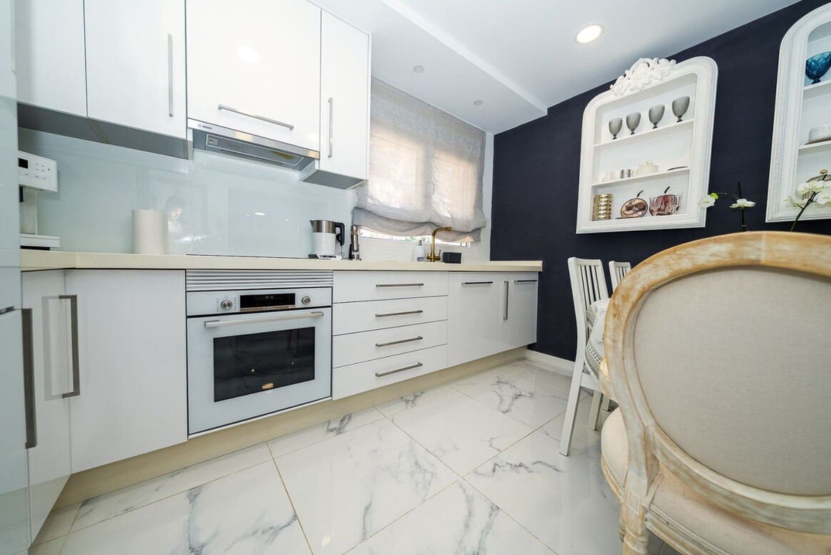 4 soverom Villa til salgs i Pilar de la Horadada med svømmebasseng garasje - € 395 000 (Ref: 10172549)