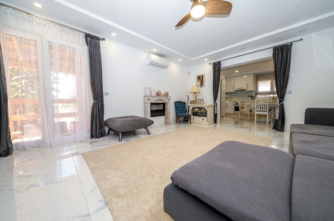 4 soverom Villa til salgs i Pilar de la Horadada med svømmebasseng garasje - € 395 000 (Ref: 10172549)
