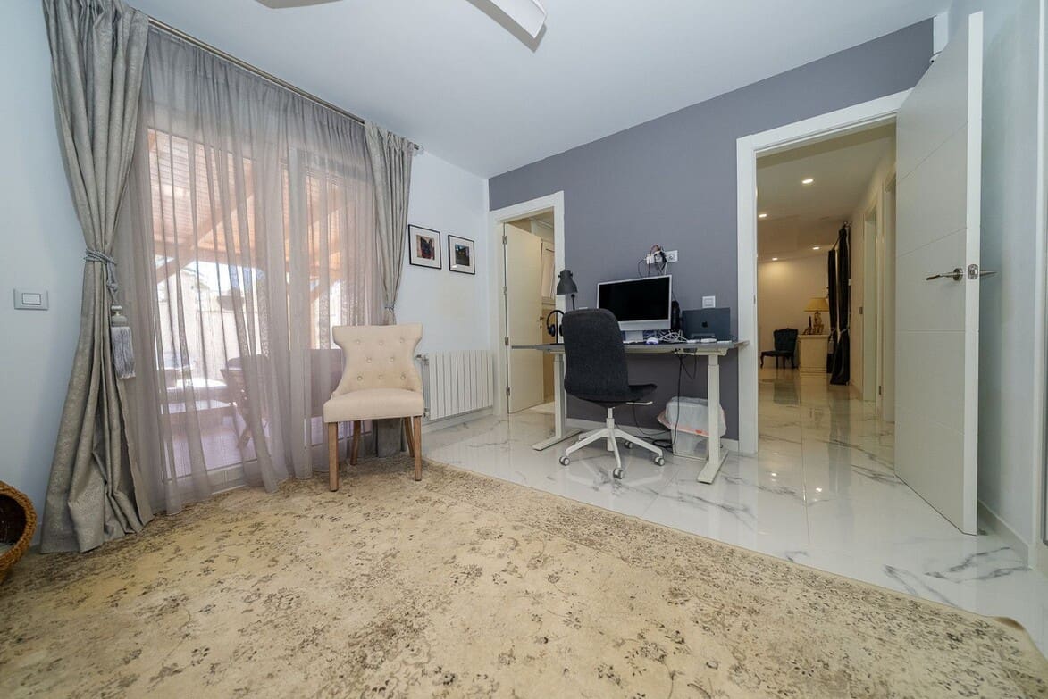 4 soverom Villa til salgs i Pilar de la Horadada med svømmebasseng garasje - € 395 000 (Ref: 10172549)