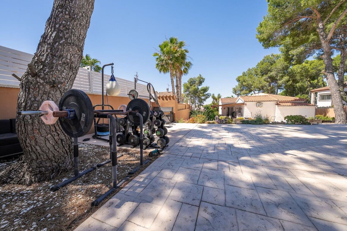 4 soverom Villa til salgs i Pilar de la Horadada med svømmebasseng garasje - € 395 000 (Ref: 10172549)