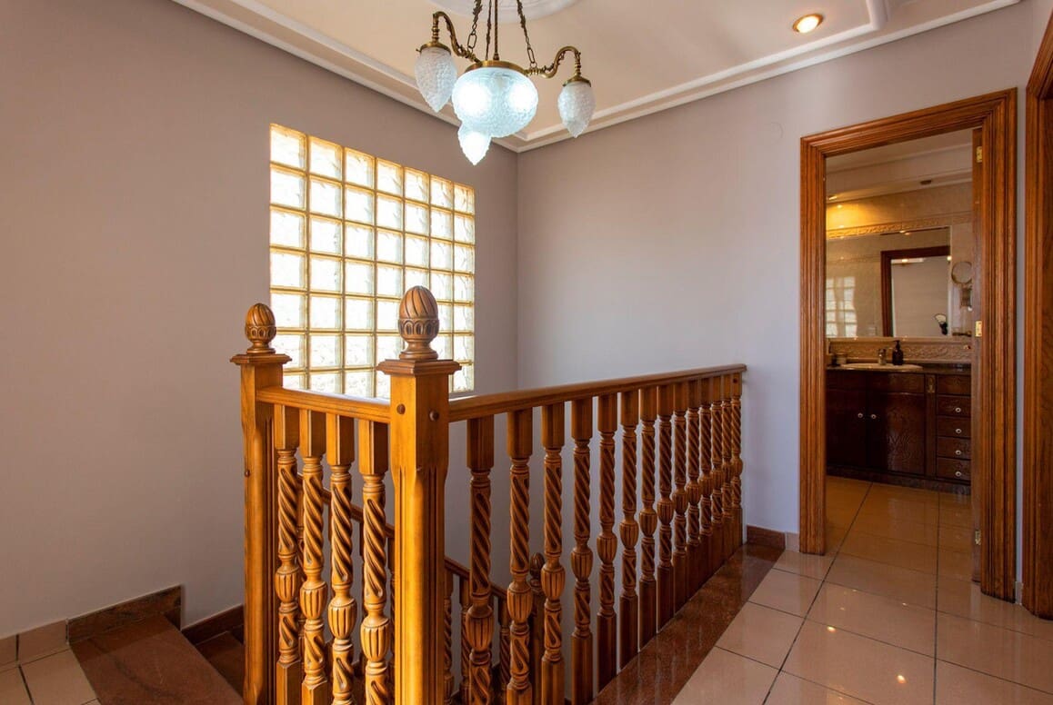 4 slaapkamer Villa te koop in Torrevieja met zwembad garage - € 525.000 (Ref: 10172550)