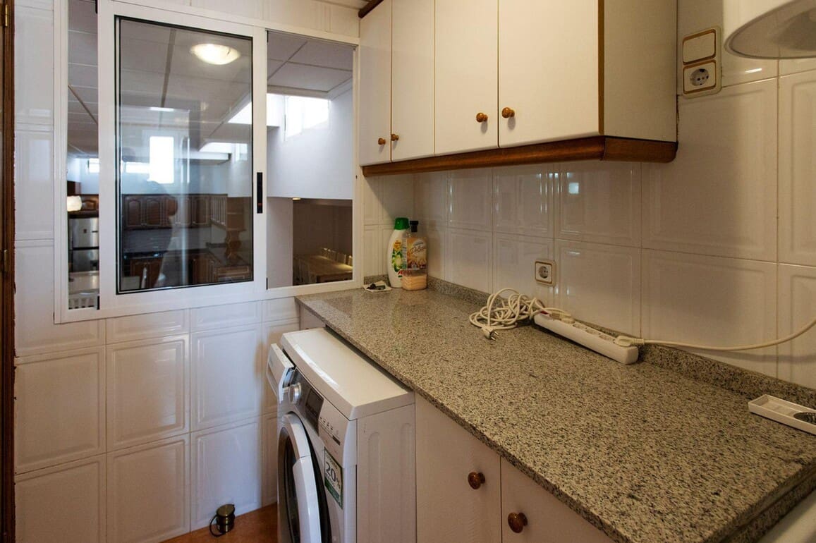 4 slaapkamer Villa te koop in Torrevieja met zwembad garage - € 525.000 (Ref: 10172550)