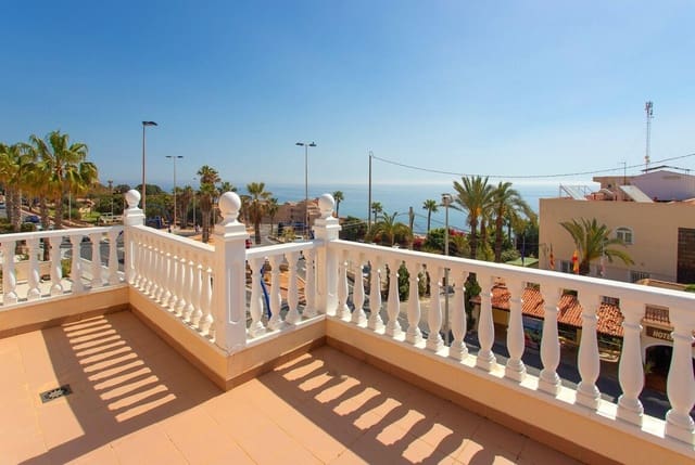 4 soverom Villa til salgs i Los Frutales, Torrevieja med svømmebasseng garasje - € 525 000 (Ref: 10172550)