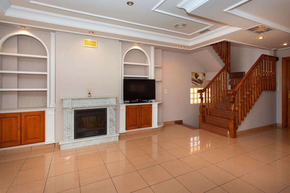 4 slaapkamer Villa te koop in Torrevieja met zwembad garage - € 525.000 (Ref: 10172550)