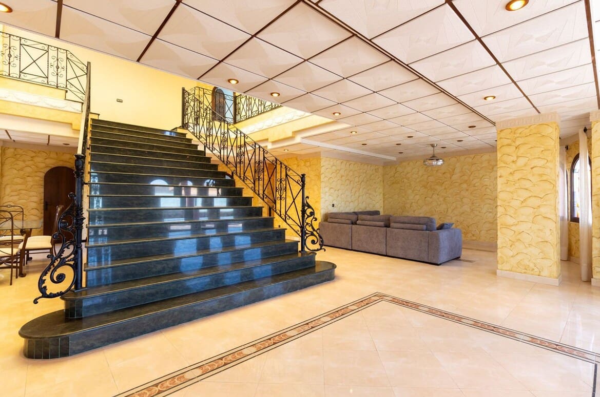 4 soverom Villa til salgs i Orihuela Costa med svømmebasseng garasje - € 1 199 000 (Ref: 10172551)