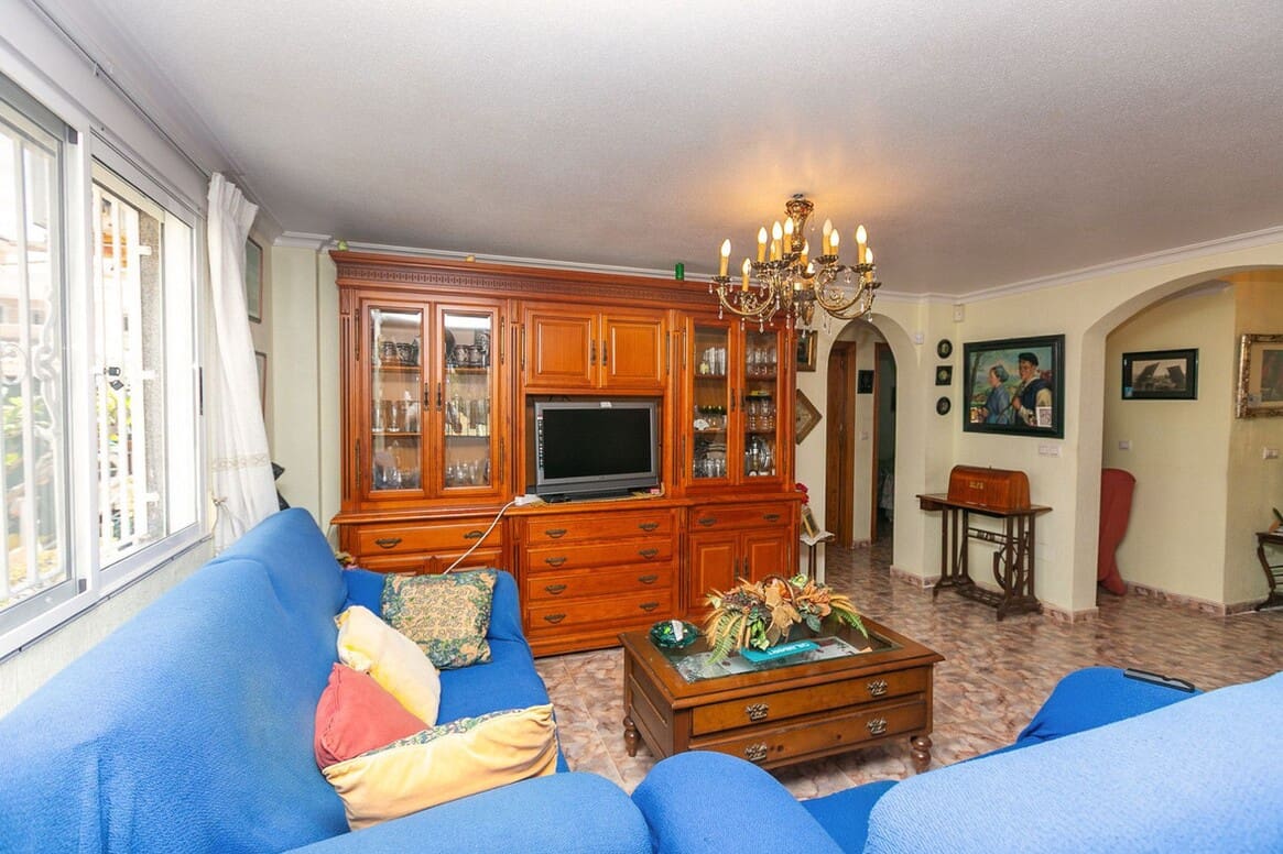 4 sovrum Villa till salu i Orihuela Costa med pool - 560 000 € (Ref: 10172553)