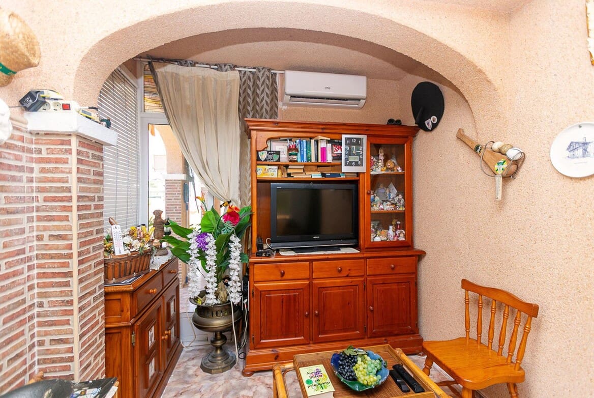 4 sovrum Villa till salu i Orihuela Costa med pool - 560 000 € (Ref: 10172553)