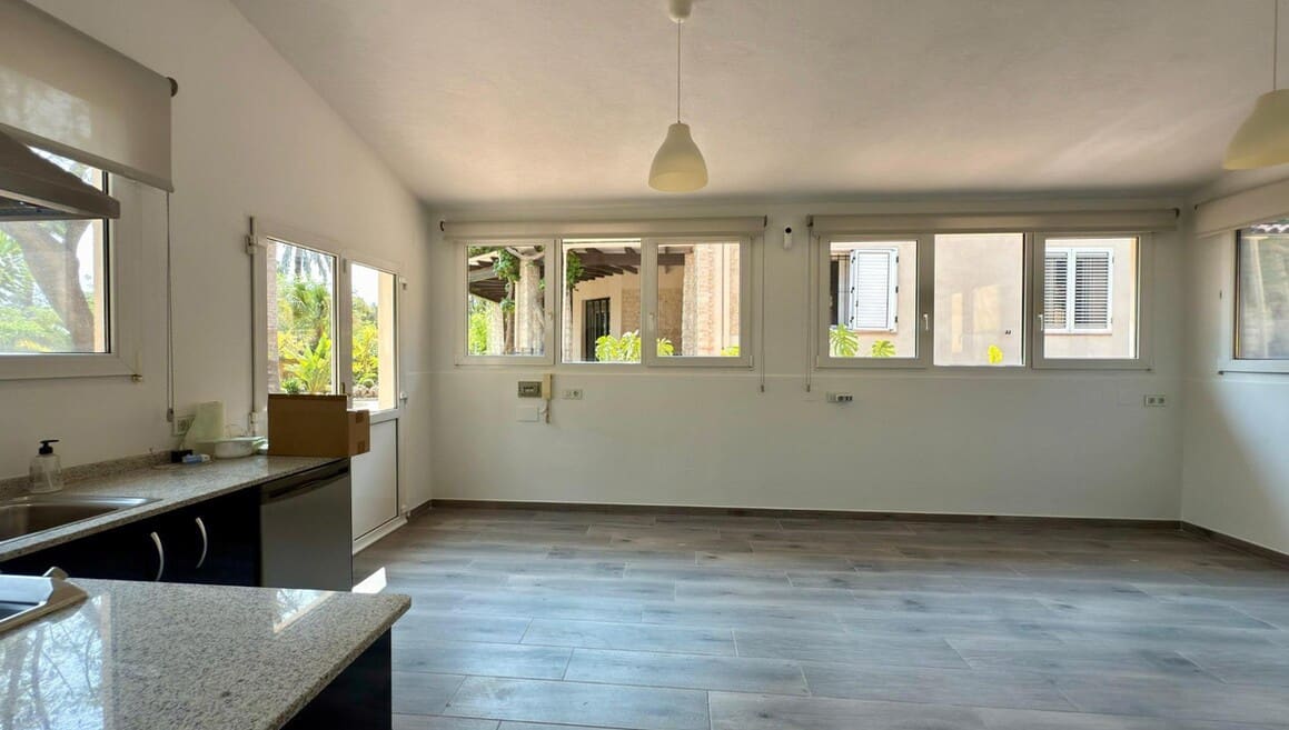 6 slaapkamer Villa te koop in Alicante stad met zwembad garage - € 1.300.000 (Ref: 10172556)