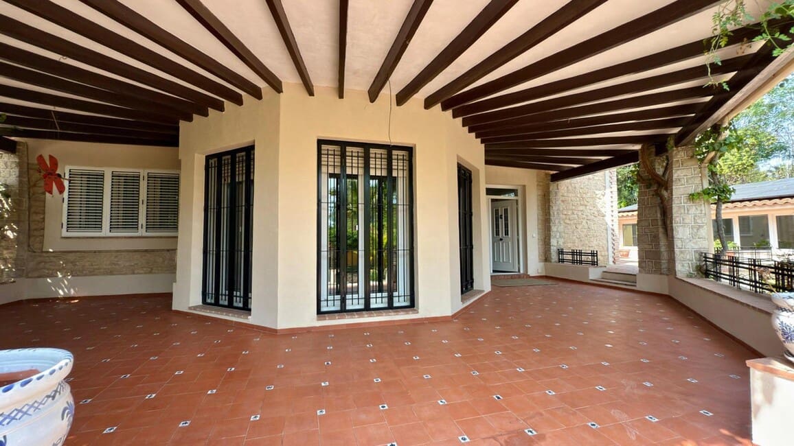 6 slaapkamer Villa te koop in Alicante stad met zwembad garage - € 1.300.000 (Ref: 10172556)