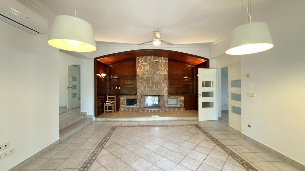 6 slaapkamer Villa te koop in Alicante stad met zwembad garage - € 1.300.000 (Ref: 10172556)