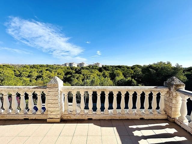 10 soveværelse Villa til salg i Dehesa de Campoamor, Orihuela med swimmingpool garage - € 1.100.000 (Ref: 10172557)