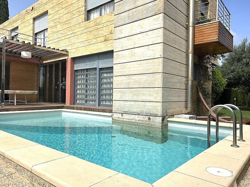 4 soverom Villa til salgs i Campoamor med svømmebasseng garasje - € 1 500 000 (Ref: 10172559)