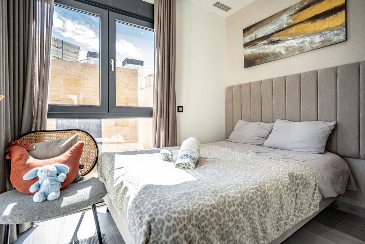 3 Zimmer Villa zu verkaufen in Orihuela Costa mit Pool Garage - 550.000 € (Ref: 10172561)
