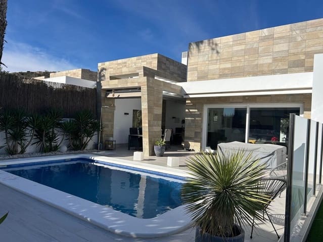 Chalet de 3 habitaciones en Algorfa en venta con piscina - 595.000 € (Ref: 10172564)