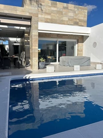 Chalet de 3 habitaciones en Algorfa en venta con piscina - 595.000 € (Ref: 10172564)
