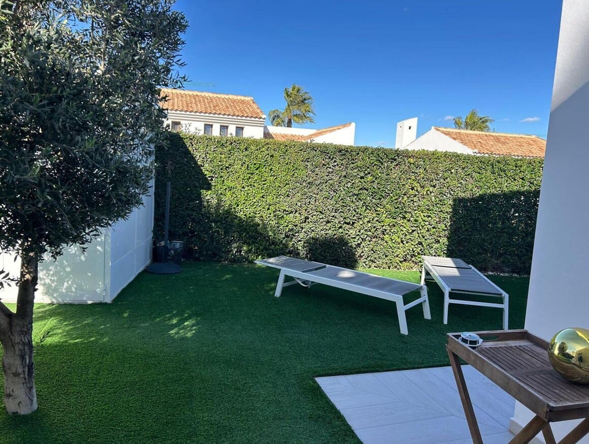 Chalet de 3 habitaciones en Algorfa en venta con piscina - 595.000 € (Ref: 10172564)