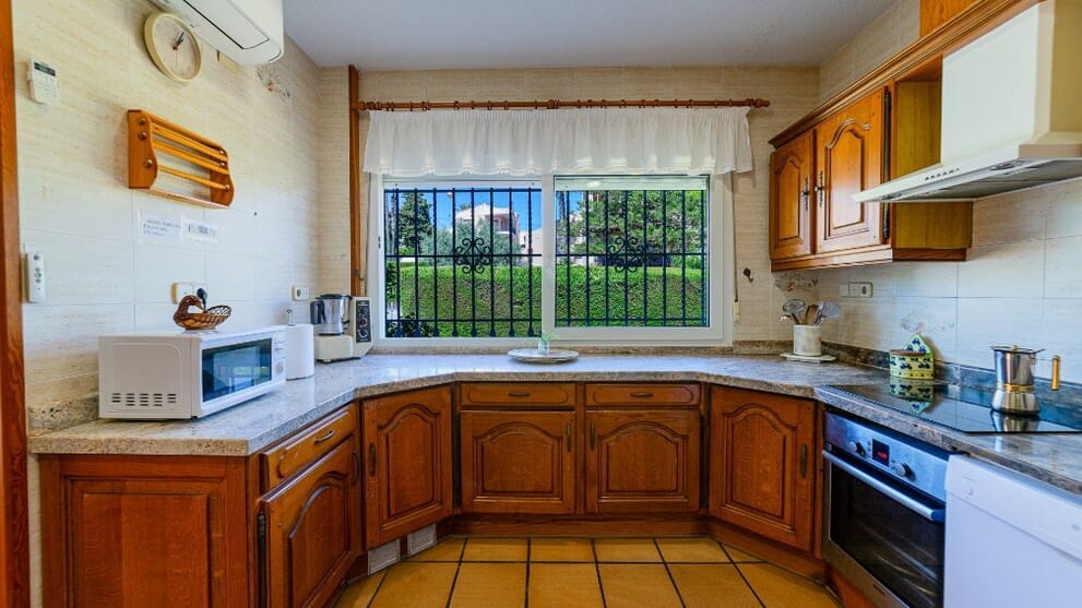 4 soveværelse Villa til salg i Campoamor med swimmingpool garage - € 1.395.000 (Ref: 10172565)