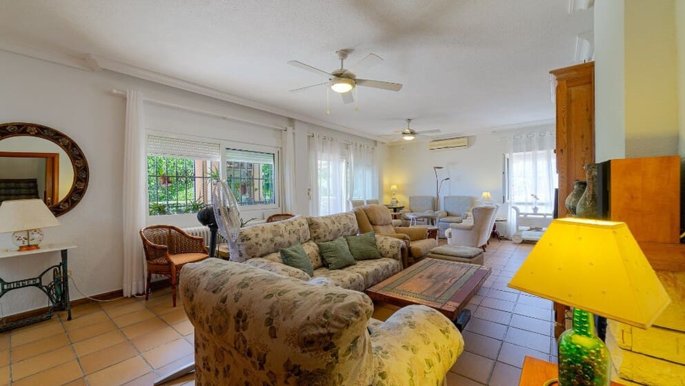 4 soveværelse Villa til salg i Campoamor med swimmingpool garage - € 1.395.000 (Ref: 10172565)