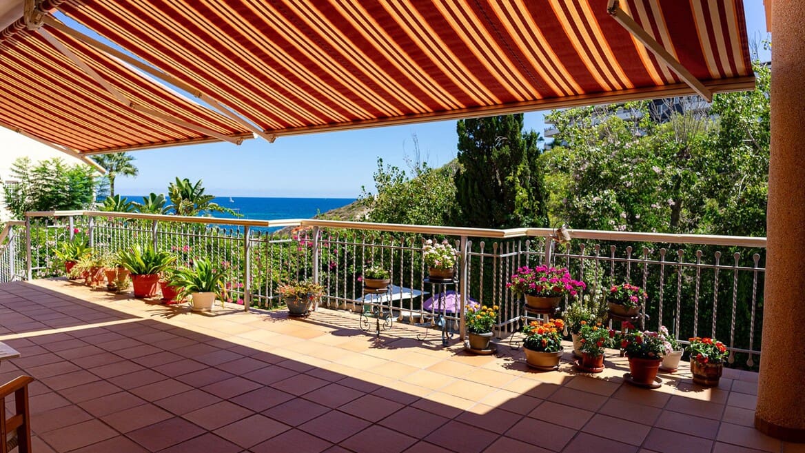 4 soveværelse Villa til salg i Campoamor med swimmingpool garage - € 1.395.000 (Ref: 10172565)
