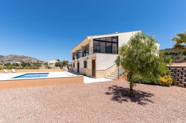 5 soverom Villa til salgs i La Romana med svømmebasseng - € 404 995 (Ref: 10172566)