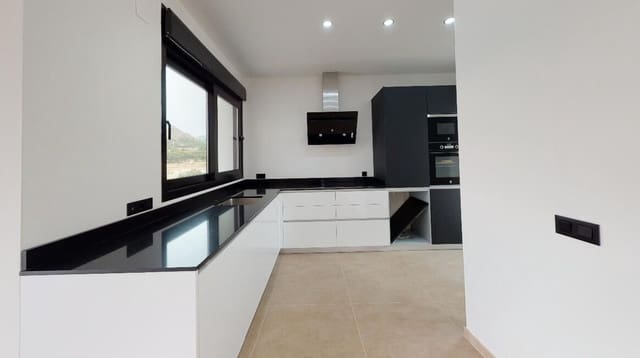 3 soveværelse Villa til salg i La Romana med garage - € 449.995 (Ref: 10172567)